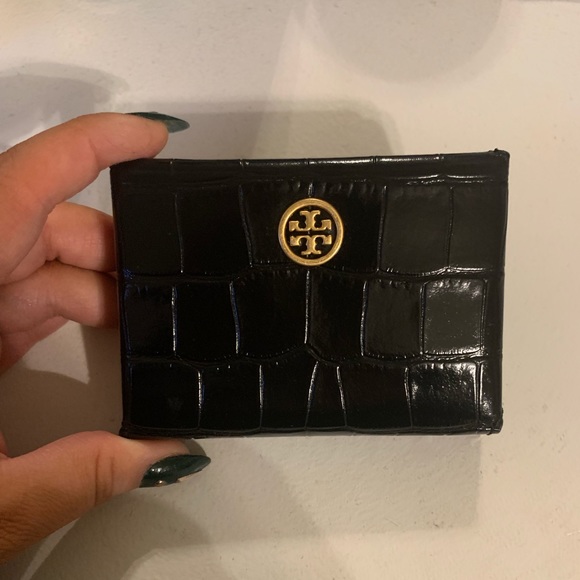 Tory Burch Accessories - Tory Burch Card Holder